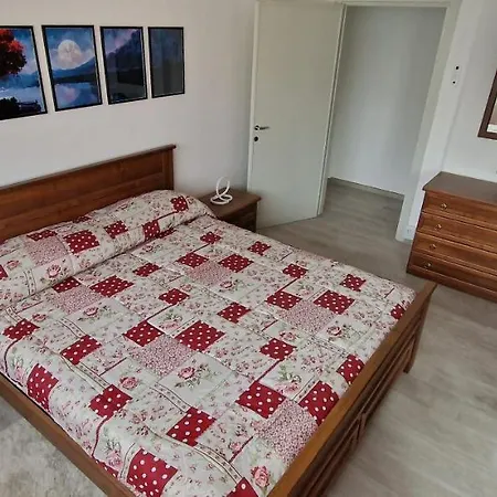 Shepherd's House Apartment