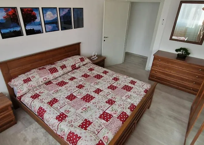 Shepherd's House Apartment